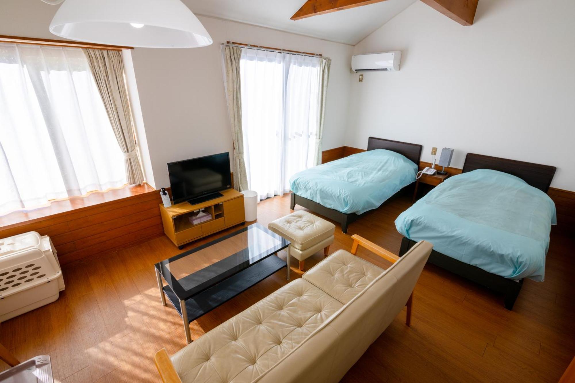 โรงแรม เลเนสซา อกาซาวะ 4*